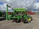 Марка: Сеялка John Deere 750A 6m,Цена: 58 000 € Без ДДС,Състояние: Сеялка John Deere 750A ProSeries 6m с характеристики:
<br />Година 2019
<br />Капацитет: 2300 литра
<br />Ширина: 6м
<br />Разстояние между редовете: 16,6
<br />Транспортна ширина: 3м
<br />Обработена площ: 4245 хектара
<br />Диаметър на диска на сеялката – 450мм
<br />Притискащи колела
<br />Маркери на междуредията
<br />Задна брана
<br />Isobus връзка
<br />Хидравлични спирачки
<br />Пътни светлини
<br />Много хубава оригинална сеялка