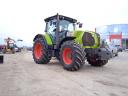 Марка: Claas Arion 640 4WD,Цена: 58 000 € Без ДДС,Състояние: Употребяван трактор Claas Arion 640 4WD със спецификации:
<br />
<br />• Година на производство: 2015г.
<br />• 6-цилидров двигател John Deere 6.8L
<br />• 110kW(150к.с.)
<br />• 4700 Моточасове
<br />• механична скоростна кутия HEXASHIFT с 24 предни и задни скорости
<br />• транспортна скорост – 40 км./ч.
<br />• обем на горивният резервоар – 330 литра
<br />• предно окачване, предна тежест
<br />• 540-540Е - 1000 оборота;
<br />• климатик
<br />• работно осветление
<br />• предни гуми – 540/65 R28
<br />• задни гуми - 650/65R38
<br />• просторна кабина
<br />• тегло - 6т.
<br />
<br />ЦЕНАТА Е БЕЗ ДДС !